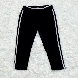 Black Cropped Bebe Sport Leggings with White Striping Size M